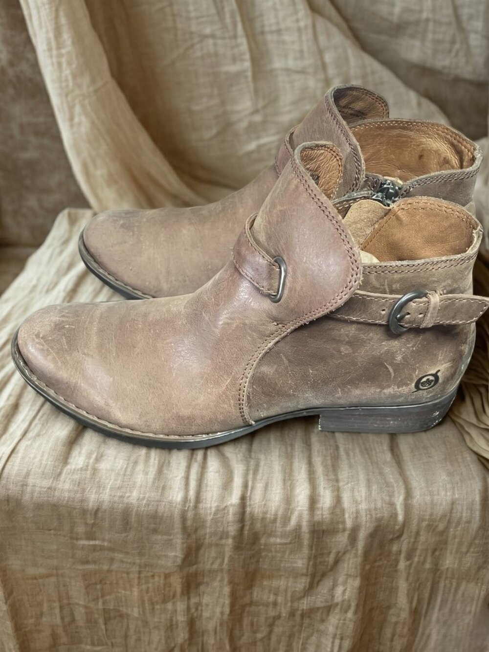 Born Distressed Brown Leather Ankle Boots Size 8.5 / 40 M Boho Moto Western